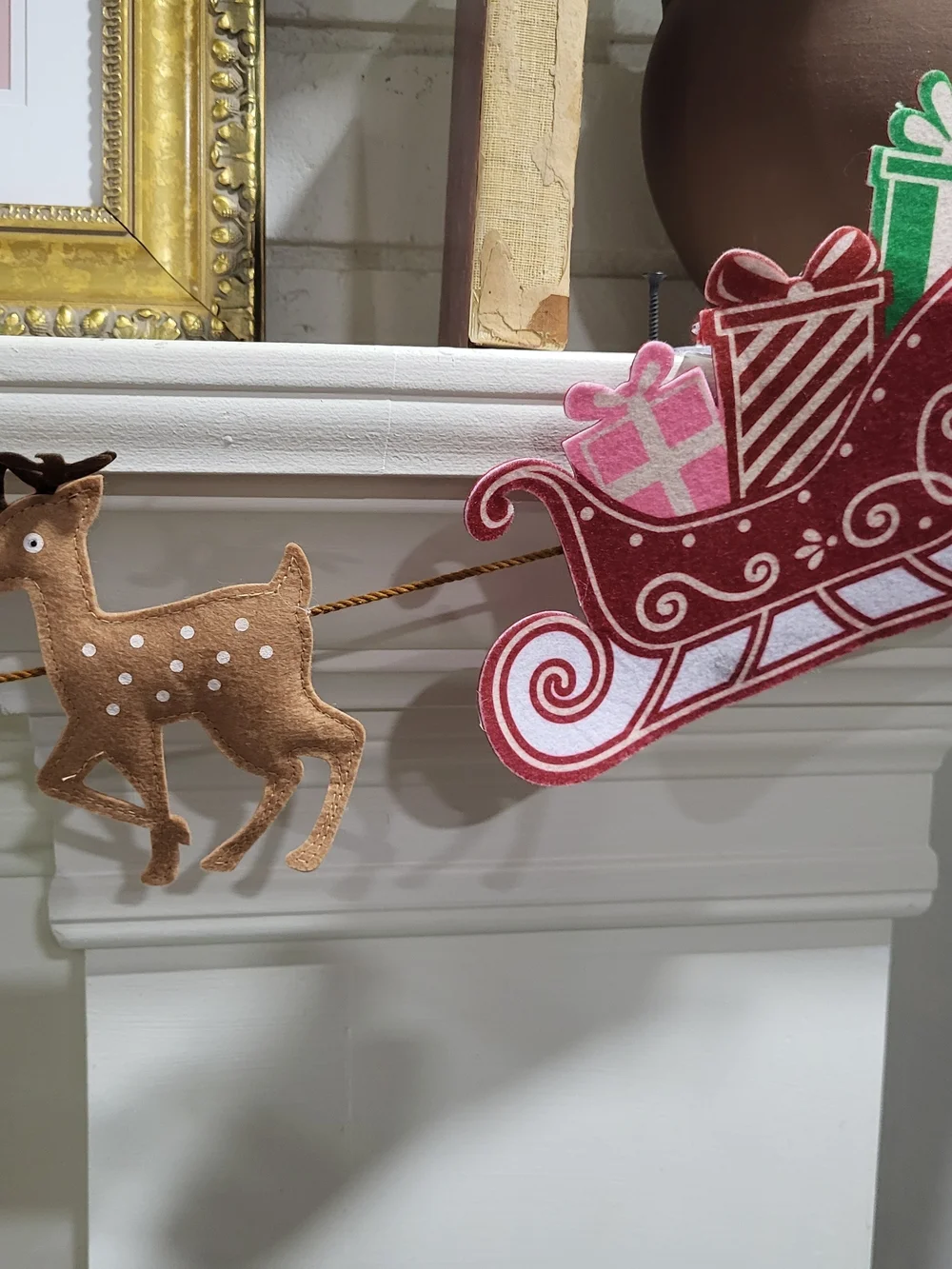Brown Reindeer Holiday Garland - Felt Mantel Decor